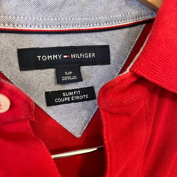 Tommy Hilfiger men’s polo. Size small - Picture 2 of 4
